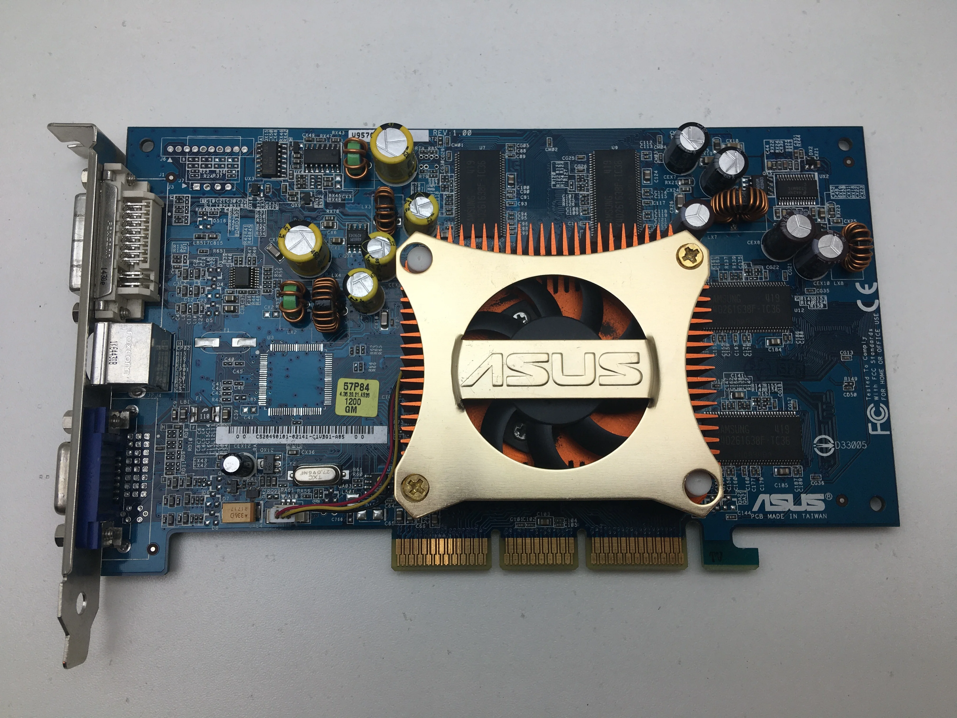 Fx 5700. Видеокарта geforce fx 5700.