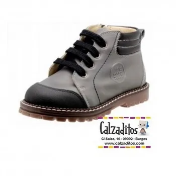 

Ankle boots for child in gray leather up and zippers, Andanines