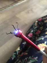 Herramienta de recogida de garras flexibles, luz LED magnética, agarre de dedos, imán rojo, 4 garras, luz LED y parte no magnética