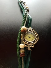 Relojes de pulsera Vintage para mujer y niña, pulsera con hoja, brazalete de cuero colgante, regalo