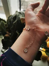 De moda blanco suave flores pulseras personalidad perla Metal minimalista crisantemo pulsera para Mujer Accesorios de la joyería