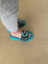 2020 de los niños de verano zapatillas Zapatillas de niños niñas dinosaurio Chanclas de PVC bebé antideslizante sandalias de playa a los niños a casa de baño