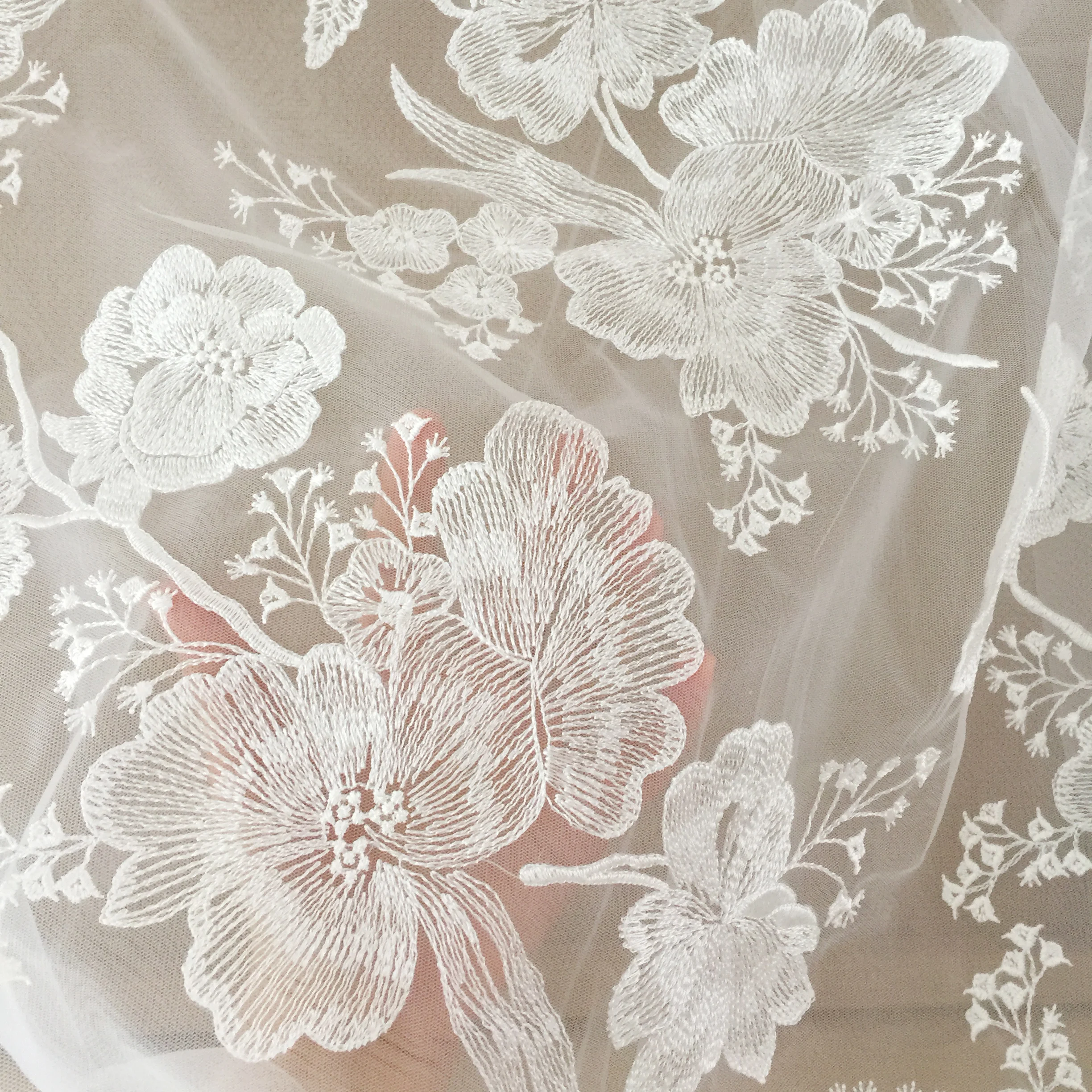 1 Yard Große Blumen Hochzeits-Spitze Tüll Stickerei Blumenmuster Off-White Drapier-Spitzenstoff für Brautkleider Schleier Hochzeitsschleier – Detail 3