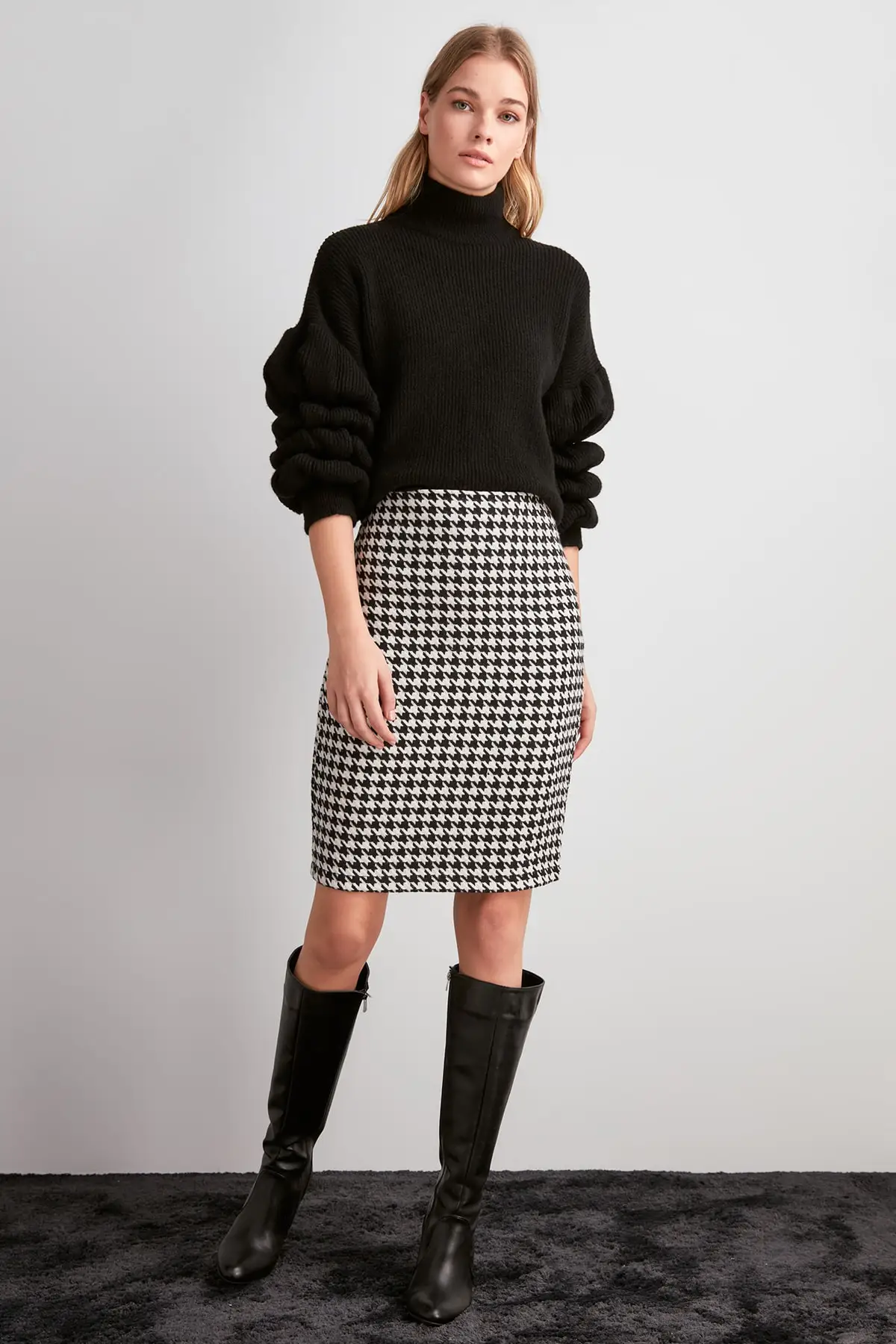 

Trendyol Below-Knee Skirt TWOAW20ET0657