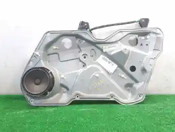 

1M4536726 right front elevaluna SEAT LEON (1M1)