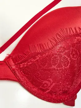 

Lace Detail Satin Bra