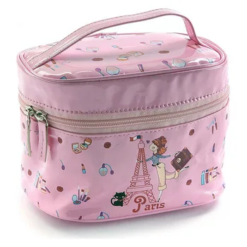 

Travel Vanity Case (12 x 13,5 x 18,5 cm)