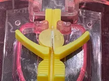 1PC de la medicina de la píldora cortador de tabletas divisor píldora caso Mini útil caja de almacenamiento portátil píldora tableta cortador de píldoras divisor