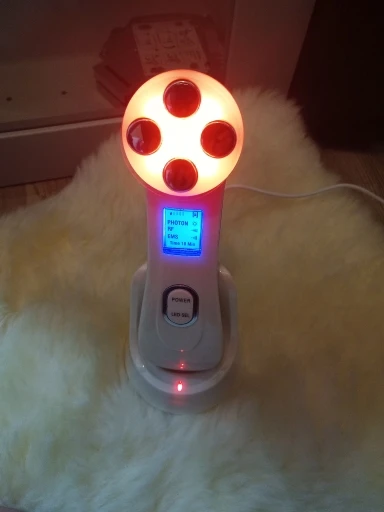 5 in 1 EMS LED Skin Tightening Beauty Anti-Aging Tool photo review