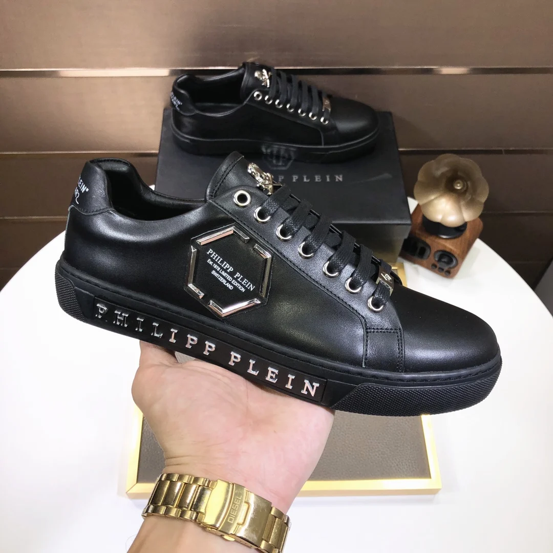 P010 Philipp Plein Skull Logo Men 