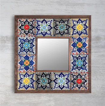 

Decorative wall mirror