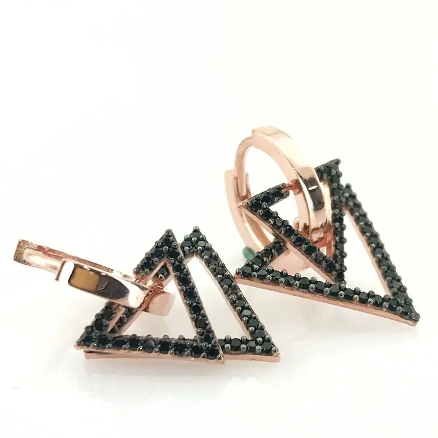 Серьги из серебра 925 пробы с черным ониксом | Украшения и аксессуары