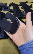 Protector de cuero duradero de alta calidad, Protector de brazo de dedo, accesorios de manga de engranaje protectora de tiro con arco