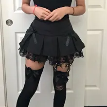 Sweetown-faldas plisadas de estética gótica negra, minifalda de cintura baja con acabado de encaje para mujeres, estilo Punk oscuro Academia Y2K