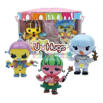 

Character U-hugs