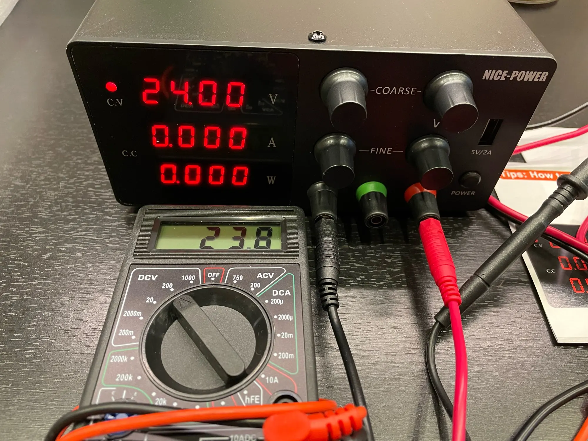 Блок питания с регулировкой напряжения 10а. Схема лабораторная блок питания 30в 3а. Лабораторный блок питания из atx 0-30в 0-10а. Блок питания с регулировкой напряжения 10а. Блок питания с регулировкой напряжения 10а.