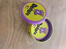Clásico Dobble 55 lugar que Dobble lugar tarjeta juego juguete caja de hierro puerto IR de Camping Hip niños Juego regalo básicos versión en inglés