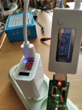 Amperímetro de cola blanca de KCX-017 con pantalla LCD, medidor de Monitor de capacidad de corriente de voltaje Mini USB, Detector de 3V-7V, medidor de corriente móvil