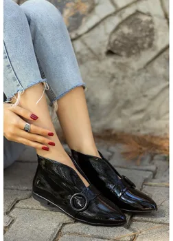 

Satisfied-Fashion Siyah Rugan Bot