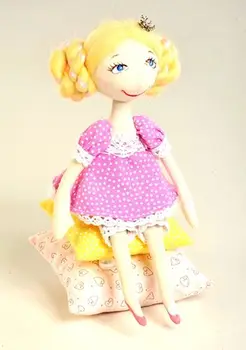 

PSN 903 set for making a textile toy 'Princess on the pea ', 20 cm, 'перловка'