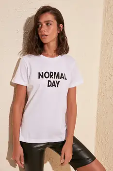 

Trendyol Printed Basic Knitted T-Shirt TWOSS20TS0161