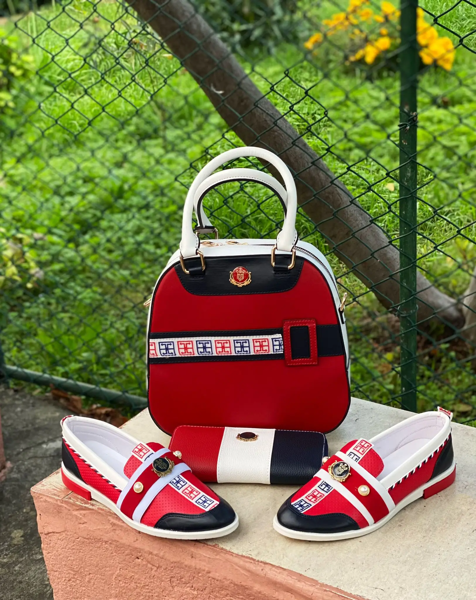 

Miss Melisa Shoe and Bag Tmy Blue,Red,white color flat shoes and bag set B123