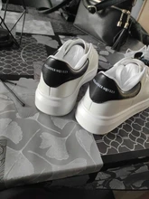 Caliente blanco de los hombres zapatillas de deporte de las mujeres de moda de vulcanizar zapatos tamaño 36-44 alta calidad calzado de HIP HOP de la plataforma de encaje-zapato de correr