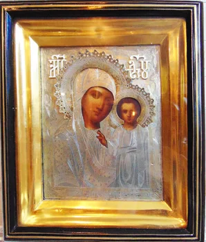 

Icon of the Mother of God of Kazan. Materials. Icon: Wood, levcas, temper. 14 cm x 17 cm.
