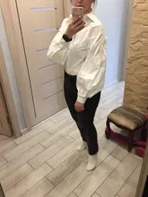 Blusa con manga de linterna para mujer, camisa holgada con botones a la moda para primavera y otoño, Color liso