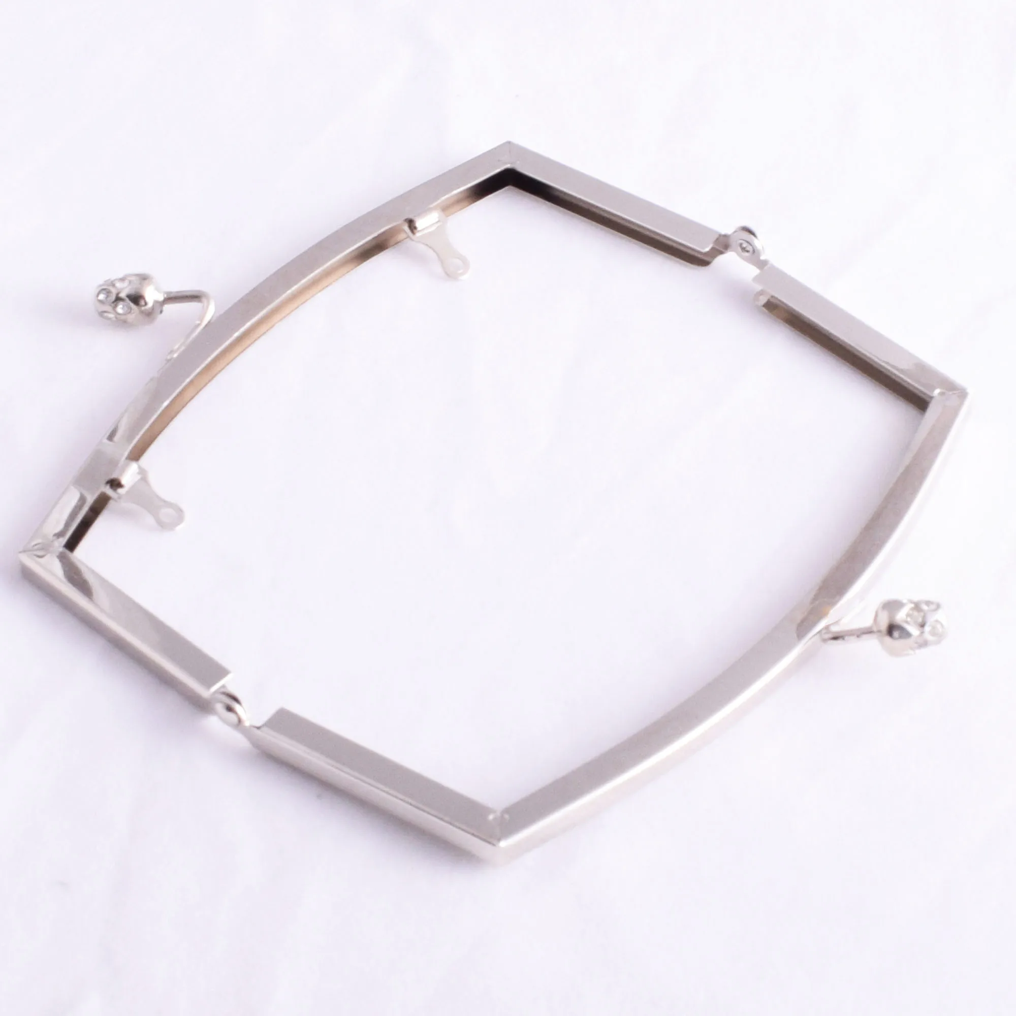 6.2" Metal Purse Frame Fashion Kiss Clasp Lock Elegant Purse Handle Silver Charming Clutch Frame Coin Bag DIY Craft