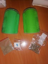 Cats Brush Pet-Product Groomer Cat-Massage Corner Comb Tickling The-Face with Rubs