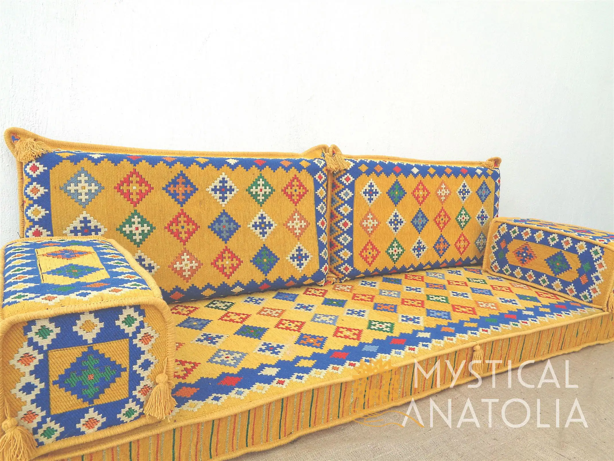 Arabic Floor Seating / Arab Majlis Sofa / Arabic Couches Oriental Seating Benc Cushions Jalsa