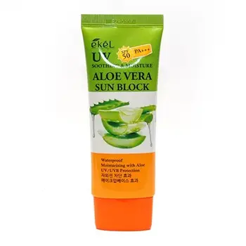 

Cream Sunscreen with aloe Ekel soothing and moisture sun block SPF50 + PA +++ aloe vera