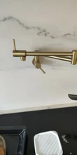 Grifo plegable montado en la pared para la cocina, Solo Frío de fregadero de un solo orificio, giratorio, latón y oro cromado