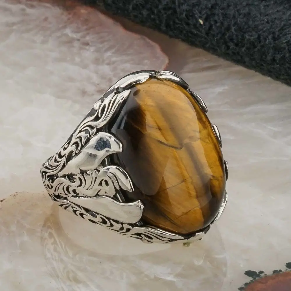 925 пробы Серебряное кольцо с камнем тигровый глаз модель 5