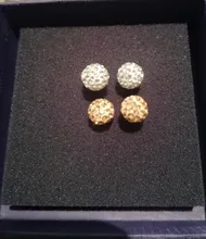 Camiseta nueva calidad, pendientes de marca de moda de 19 colores para mujer, aretes de tuerca de bola de cristal para mujer, joyería de moda al por mayor