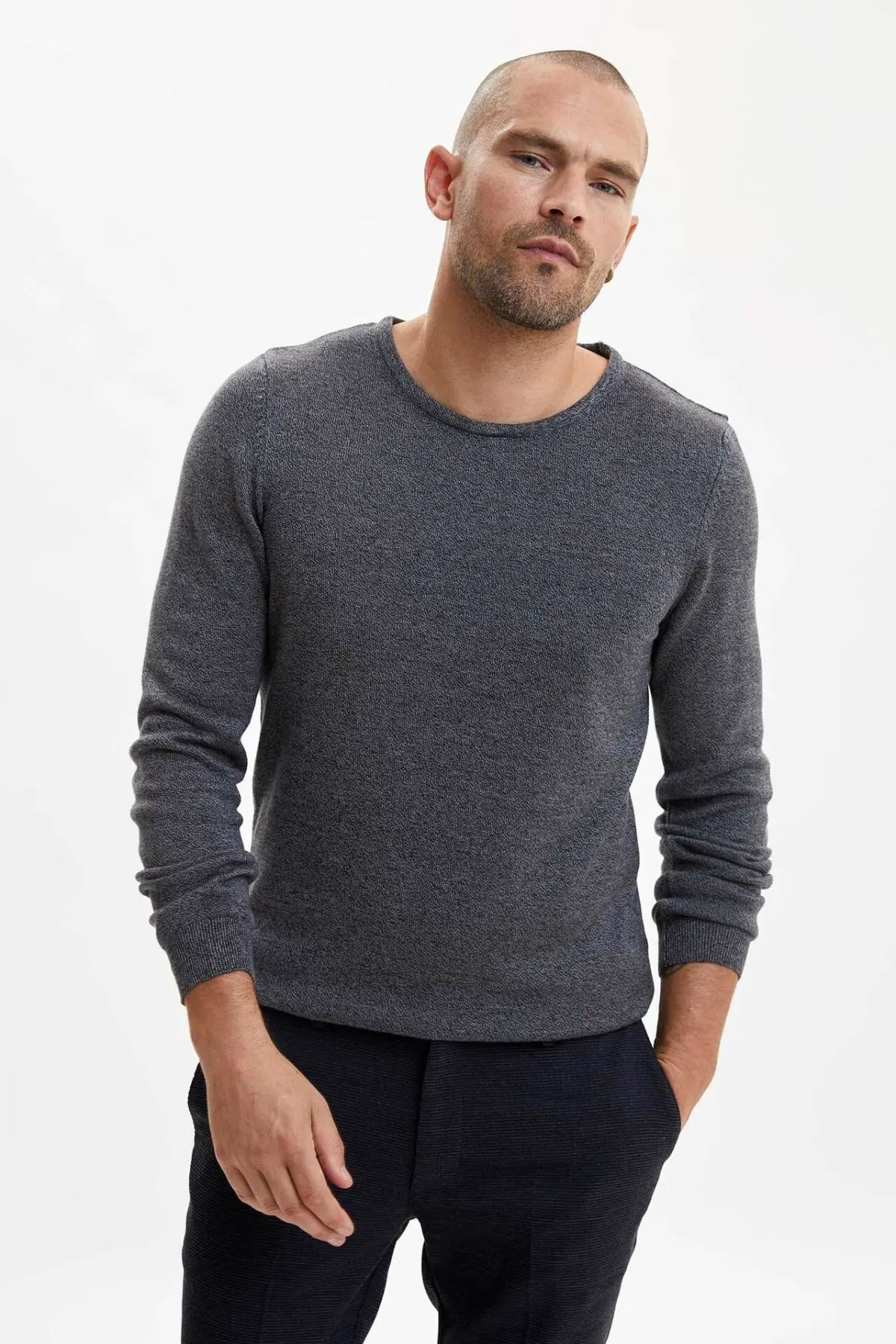 

DeFacto Fashion Man Crewneck Pure Color Pullovers Tops Long Sleeves Tops Casual Pullovers Tops Mens New-L1904AZ19WN