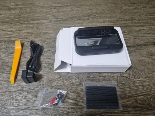 Отзыв о товаре Проектор EANOP M40PLUS, зеркало на лобовом стекле, дисплей OBD2, Winshield, измеритель скорости вращения, скорость проектора, расход масла, приложение дл... от пользователя F***r