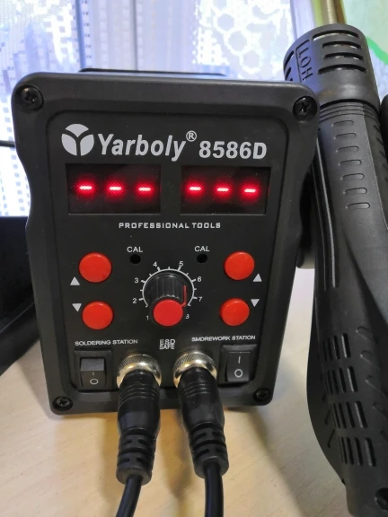 Отзыв о товаре Паяльная станция Yarboly 8586D, с цифровым ЖК-дисплеем, Нагнетатель горячего воздуха, тепловая пушка + Электрический паяльник vs 8786D 8898 от пользователя I***a