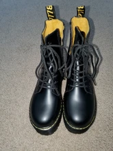 Botas de motocicleta para Mujer, zapatos de cuero suave, cuñas negras, plataformas con cordones, color blanco, para invierno, 2020