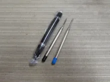 Mini Bolígrafo De metal de lujo con 2 recambios, bolígrafo portátil de 0,7mm con tinta azul y negra