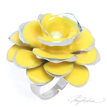 

Ring Spring Summer FLORESM Collection CROWN