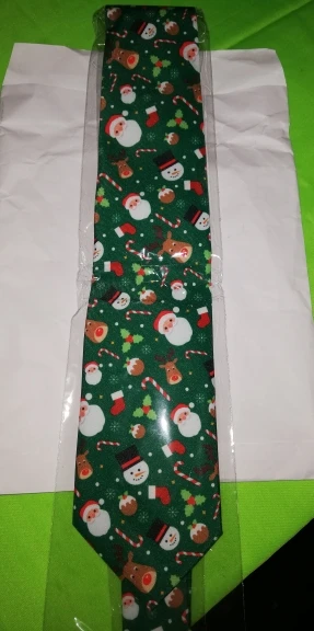 Casual Christmas print neck tie with festive patterns5