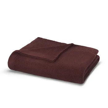 

Bedspread Fulham color: red (240x230 cm)