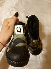 Sandalias de malla para niños y niñas, zapatos informales de playa, de marca, calzado deportivo a la moda, color negro, para verano, 2021