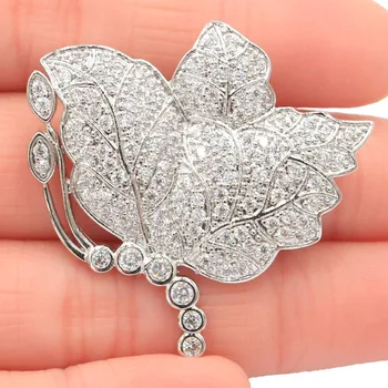 

37x35mm SheCrown Big Butterfly Shape 6.1g White Sapphire Tanzanite Wedding Woman's Silver Brooch