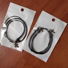 2 unidades/lote de pulseras cruzadas para parejas, brazalete con abalorios de Color blanco y negro, regalo para amantes de los amigos, joyería hecha a mano