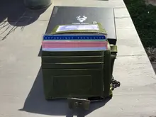 Billetera de cuero genuino para hombre, cartera con grabado gratis 100%, monedero pequeño, mini portatarjetas con cadena, portafolio de bolsillo para hombre