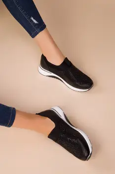 

Soho Fashion Women Casual Sneaker High Quality Female Comfortable Sport Shoes Female Black Slip-on Sneakers 14839