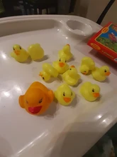 10 unids/lote lindo bebé niños juguete de goma patos de baño Baño habitación diversión con agua juego recién nacido niños niñas juguetes para los niños